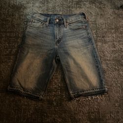 Levi’s Jorts