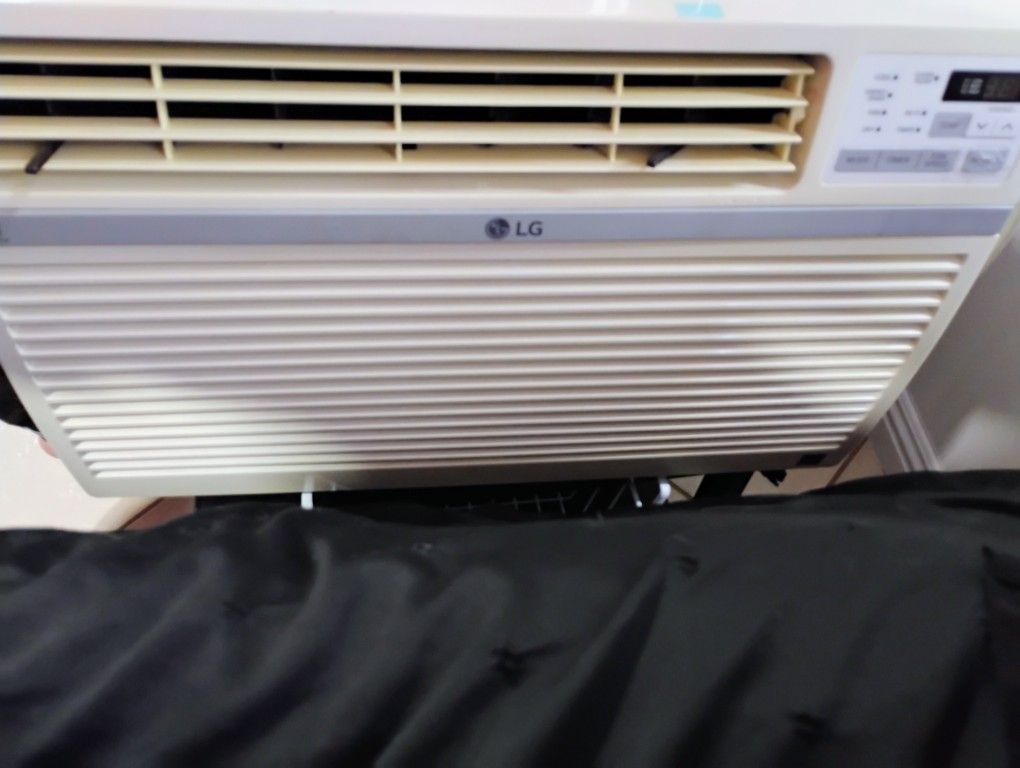 LG Smart Air Conditioner