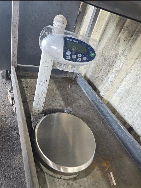 Mettler Toledo Automotive Paint Mixing Scale. BBA242