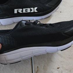 Men's Size 9.5 Women's 7.5 Never Worn Sneakers