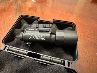 Surefire X300 U-A Light