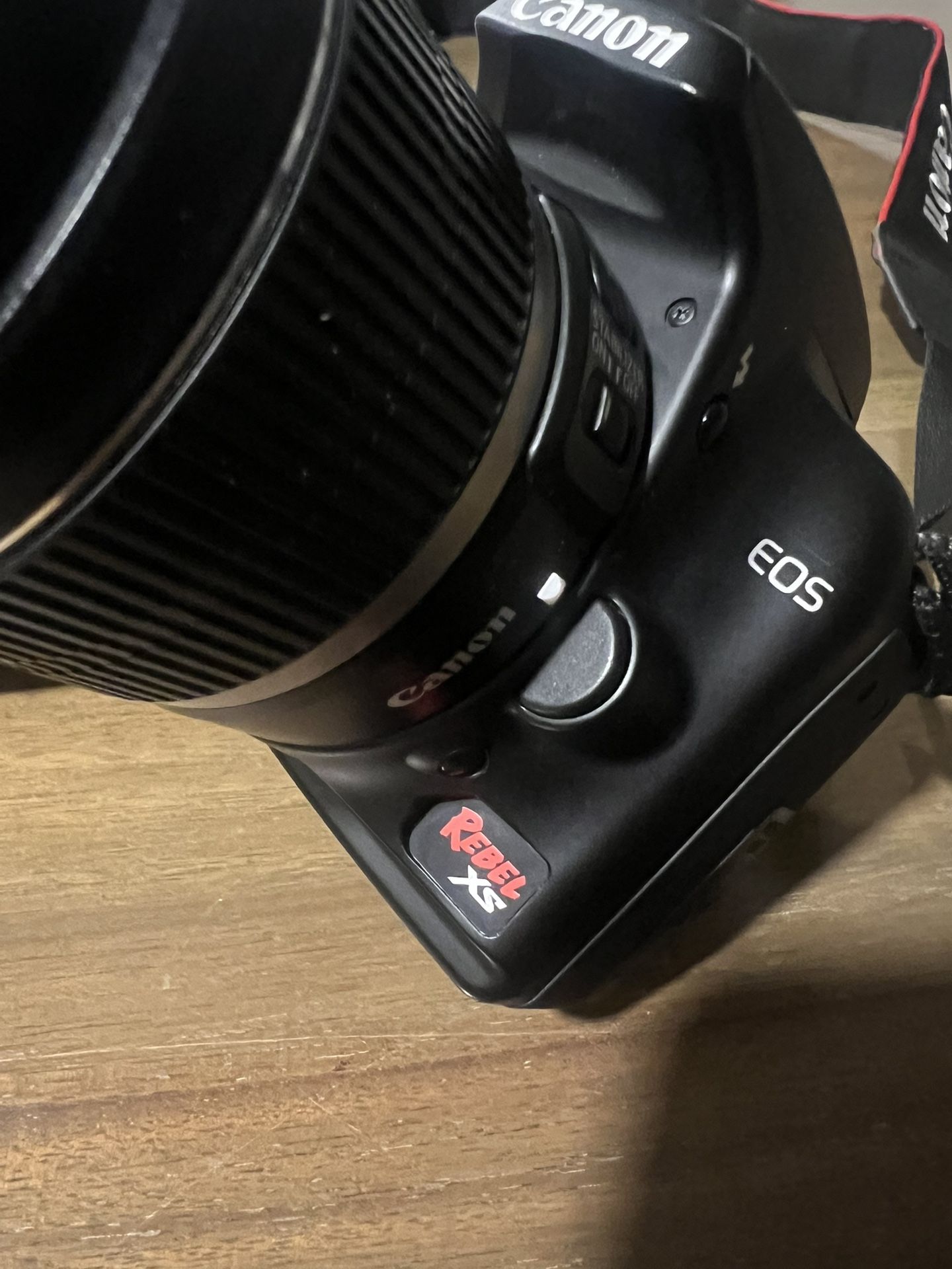 Canon Rebel DSLR EOS Xs 1000D 1000d KISS F Camera 58mm 18-55mm Lens Camera