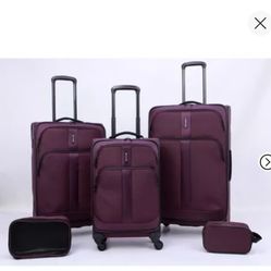 Skyline Softside Checked Spinner