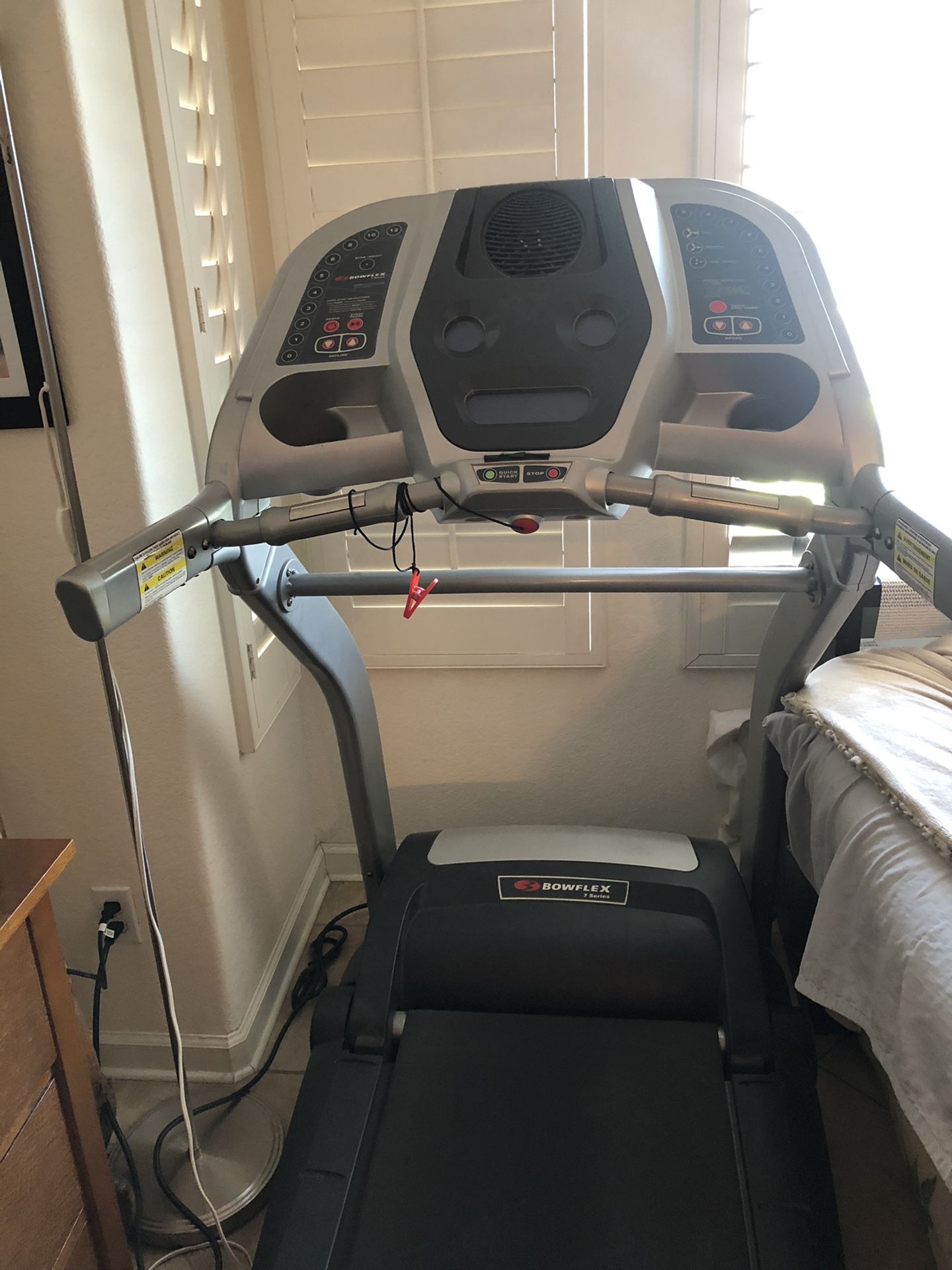 Bowflex Series 7 Pro Treadmill for Sale in Chula Vista, CA OfferUp