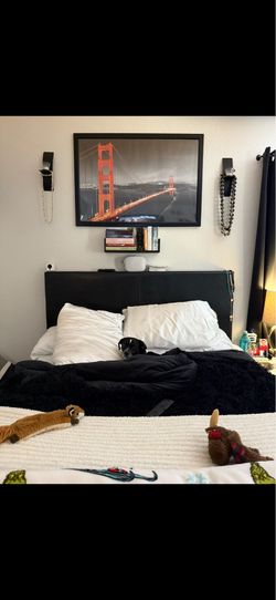 Full bed frame, black faux leather platform bef