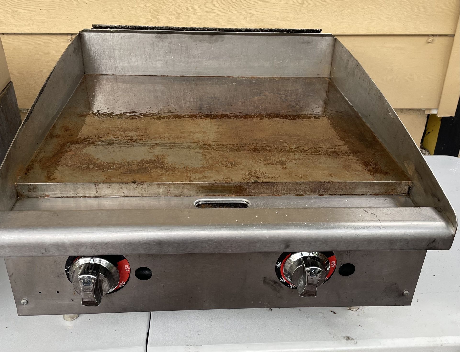 Commercial Flat Top Griddle 24"