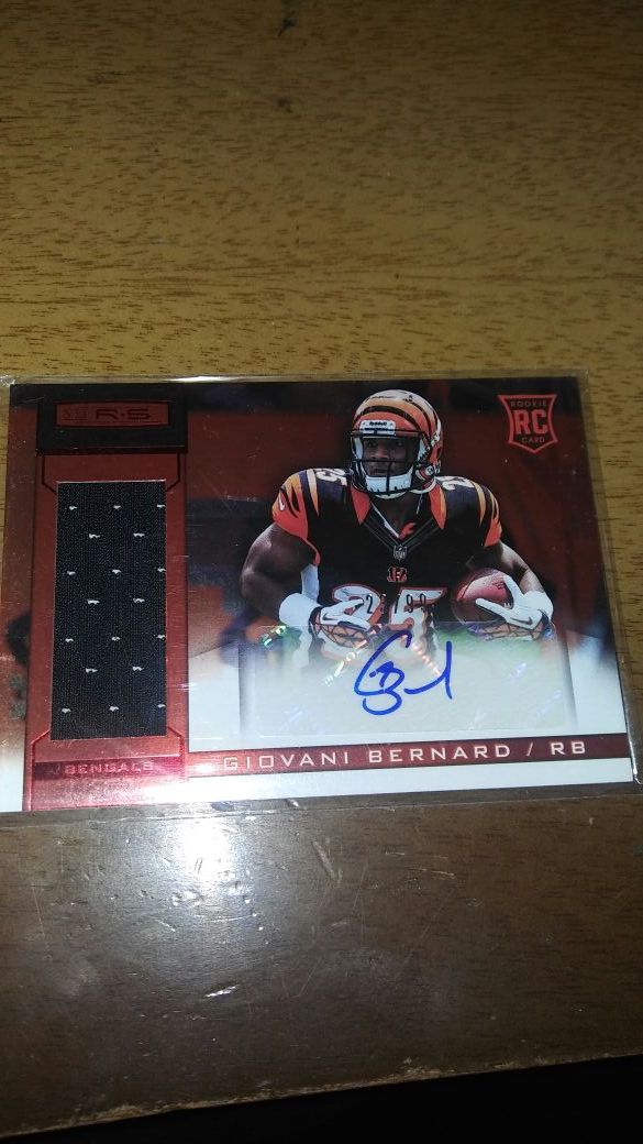 Giovani bernard rookie auto jersey card!!!