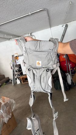 Ergo baby Omni Classic Baby Carrier for Newborn to Toddlers 0-48 Months