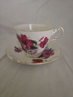 Vintage Regency English Bone China Teacup & Saucer - Magenta Hibiscus