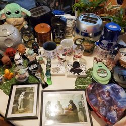 HUGE Star Wars Kitchen/Collectible Lot