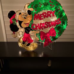 Disney Mickey Mouse, merry Christmas light up display