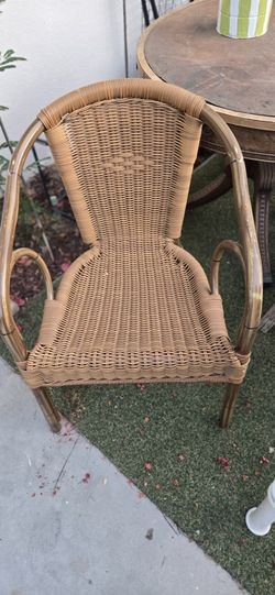 Charming Wicker Bistro Chair