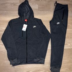 Dark Grey Nike Sweatsuit Size Medium 