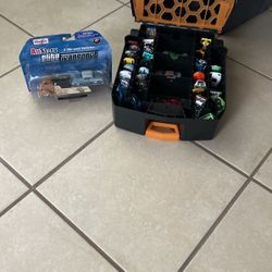 Hot Wheels Case With Cars/ DieCast Flatbed With 1957 Chevrolet BelAir 