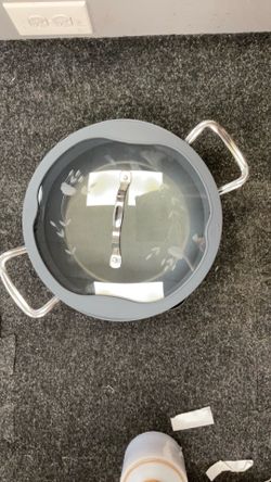 Kitchen pots