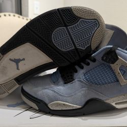 Air Jordan 4 'University Blue'