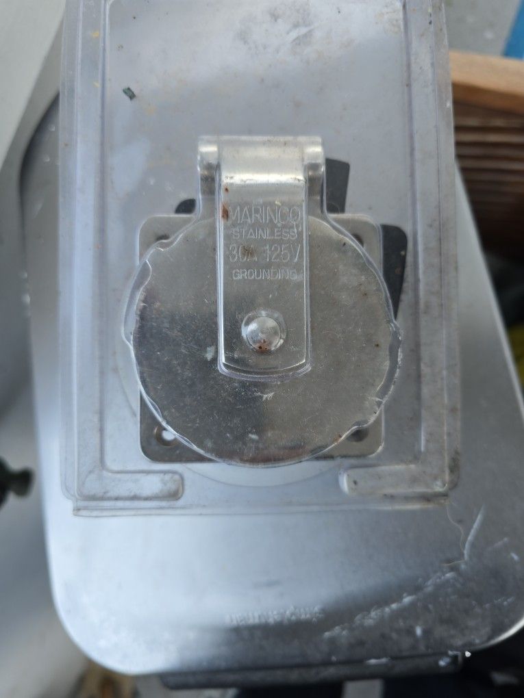 30 Amp /125v Fixed Maricopa Stainless