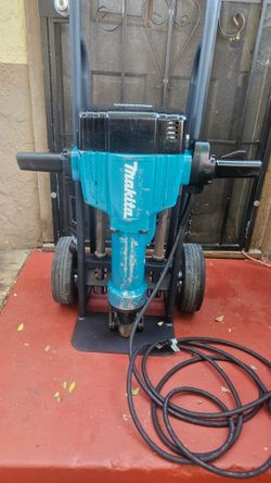 Makita breaker hammer 70 pound
