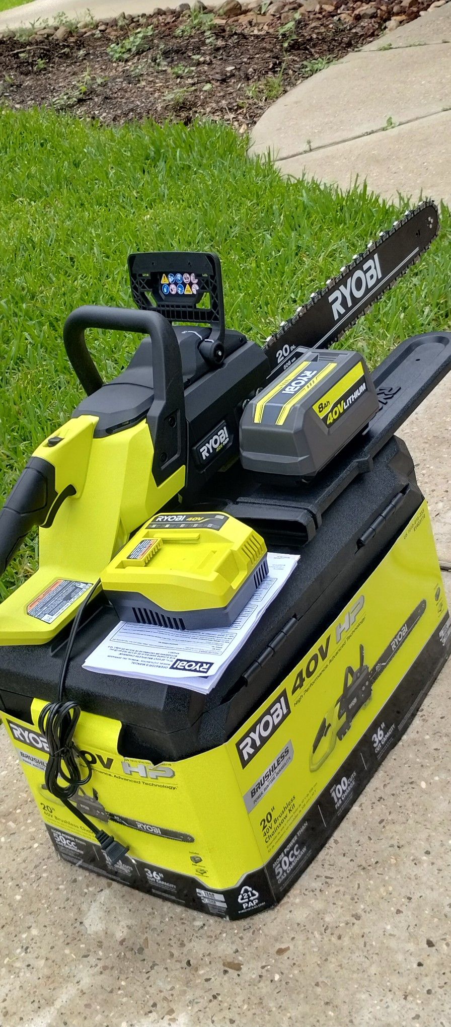New RYOBI 40V HP Brushless 20 in. Battery Chainsaw with 8.0 Ah Battery and Rapid Charger
