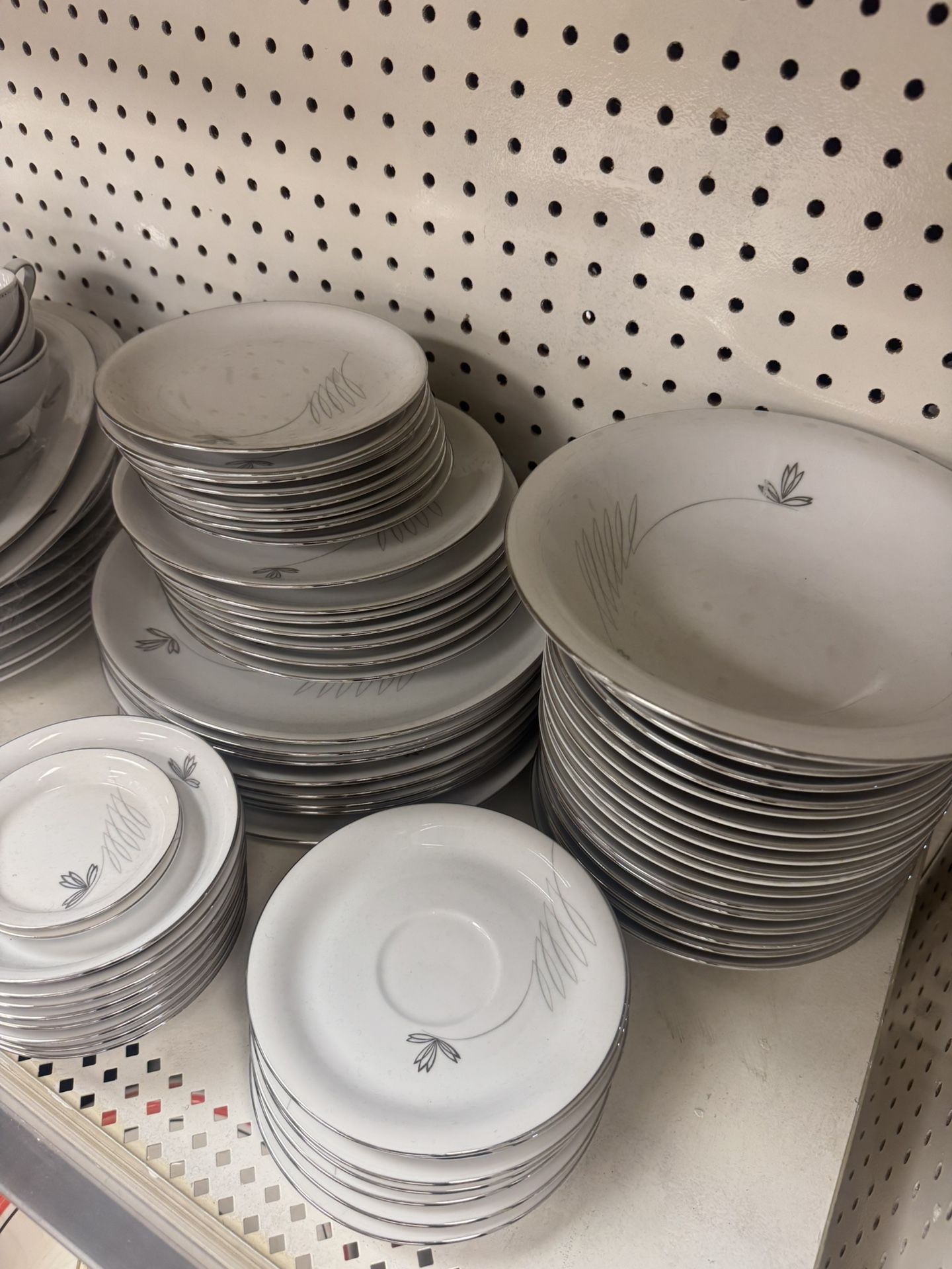 TREASURE CHEST CHINA CAPRICE Bavaria Germany - Retail: $595