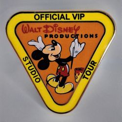 Walt Disney Studios Mickey Official VIP Studio Tour Pin