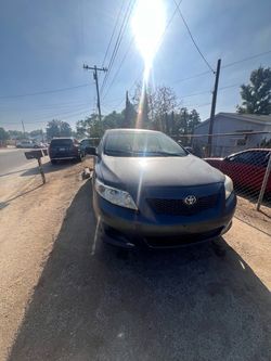 2010 Toyota Corolla (clean title)
