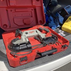 Milwaukee Deep Cut Portable Band Saw