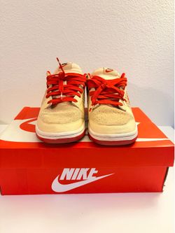 Strawberry wafer dunks