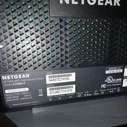 Netgear Nighthawk C7000v2 Modem Router Combo