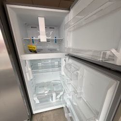 Crosley Crosley® Conservator® 30" 18.1 Cu. Ft. Stainless Steel Top Freezer Refrigerator - GRMH185AS