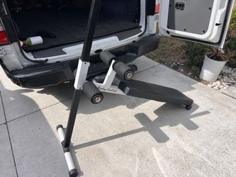 Body-Solid Exercise Bench. Work Out!