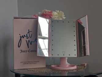 Juicy Couture Trifold lLed Light Up Vanity Mirror 