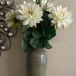 Ceramic Decorative Vase Green 14 in H