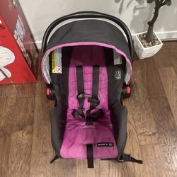 Graco Infant Car Seat