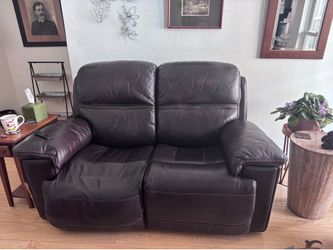 Leather recliner (Brown)
