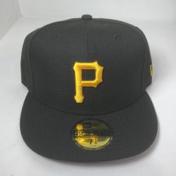 New era fitted hat 🧢 42$ each other teams and sizes available 
