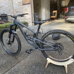 santa cruz mega tower carbon