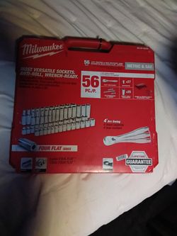Milwaukee 56 Piece Metric And Sae Toolset Brand New