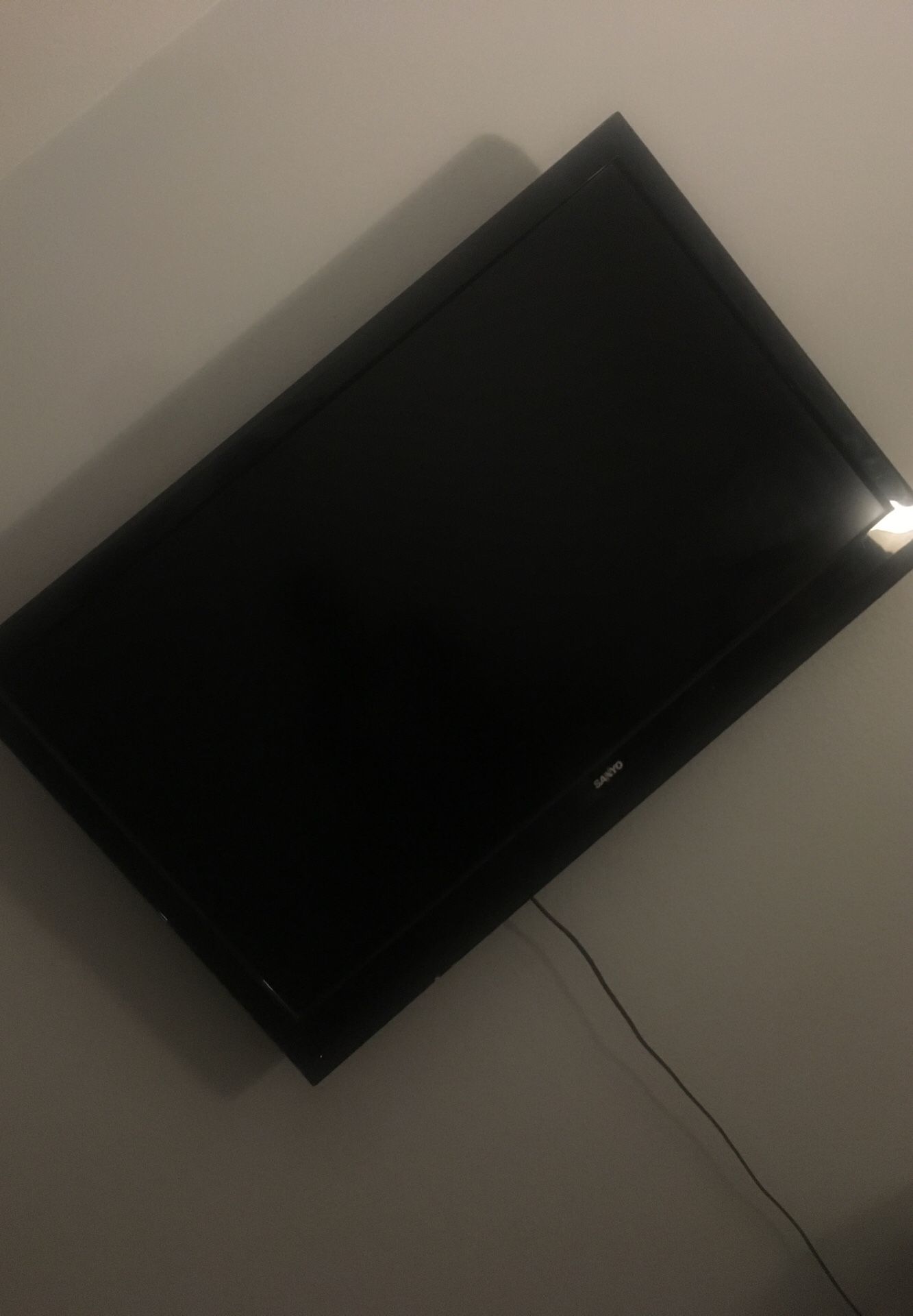 '42 inch Sanyo Tv