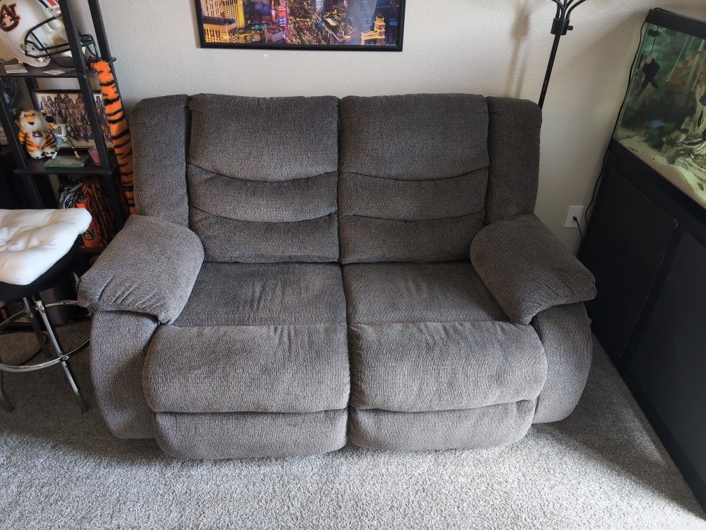 Love Seat With Dual Recliners