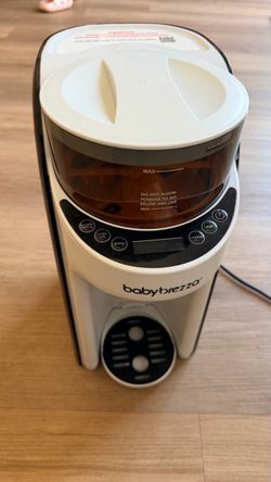 Baby Brezza Formula Pro Bottle Maker