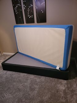 Twin Memory Foam Mattress with Boxspring