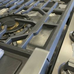 Samsung 30in / 36in Cooktops Gas Open Box up to 50% off MSRP