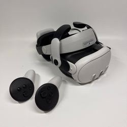 Meta Quest 3 VR Headset with Controllers and Bobovr Head Strap