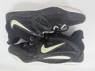 Size 9.5 Men Nike KD 15 TB Kevin Duran Black/White SPECKLED Basketball shoes EUC