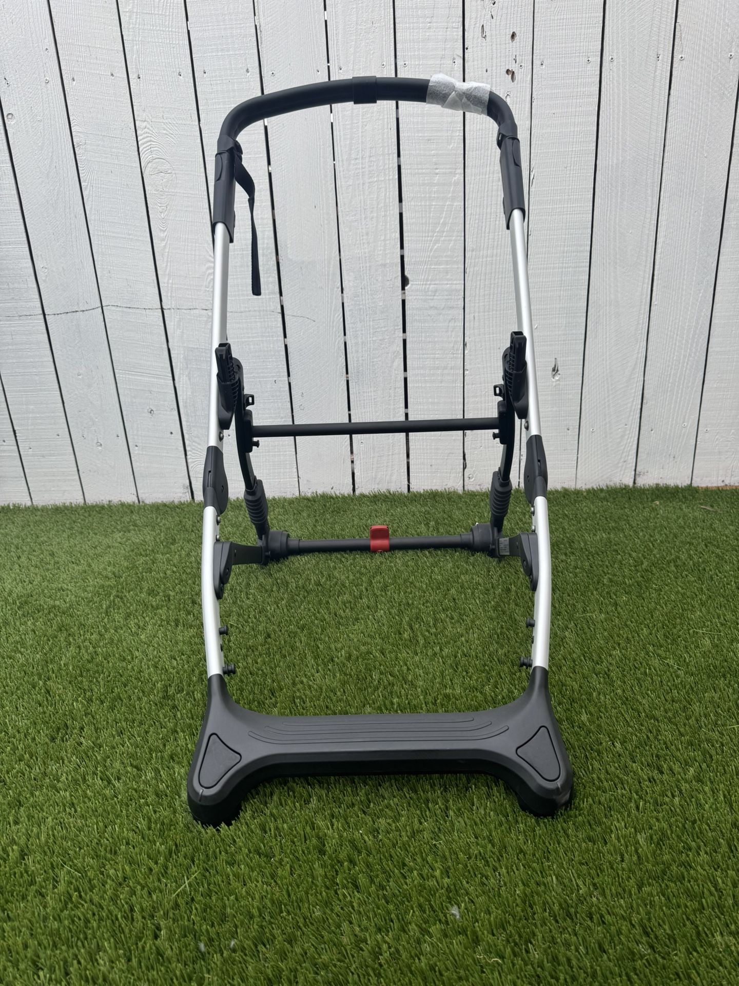 Brand New Thule Sleek Stroller Frame- Only Taken Out Of Box Never Used