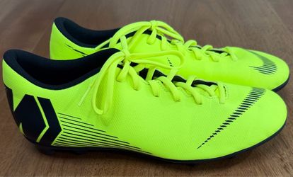 Nike - Men’s Mercurial Vapor Academy FG Volt Soccer Cleats | Neon Green | 10.5
