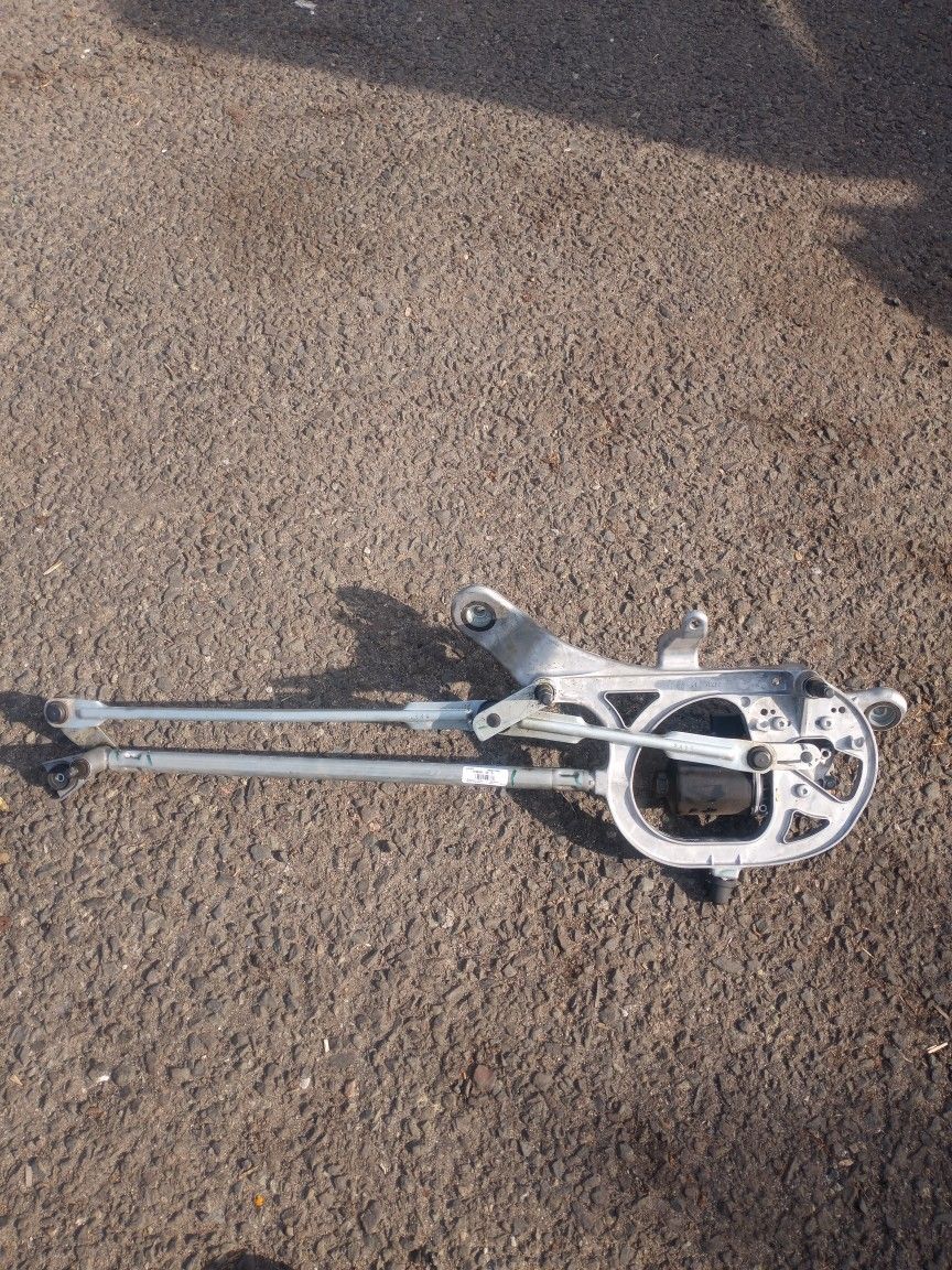 Tesla Windshield Assmbly 2016  2019 Model X Wiper Motor Assmbly 