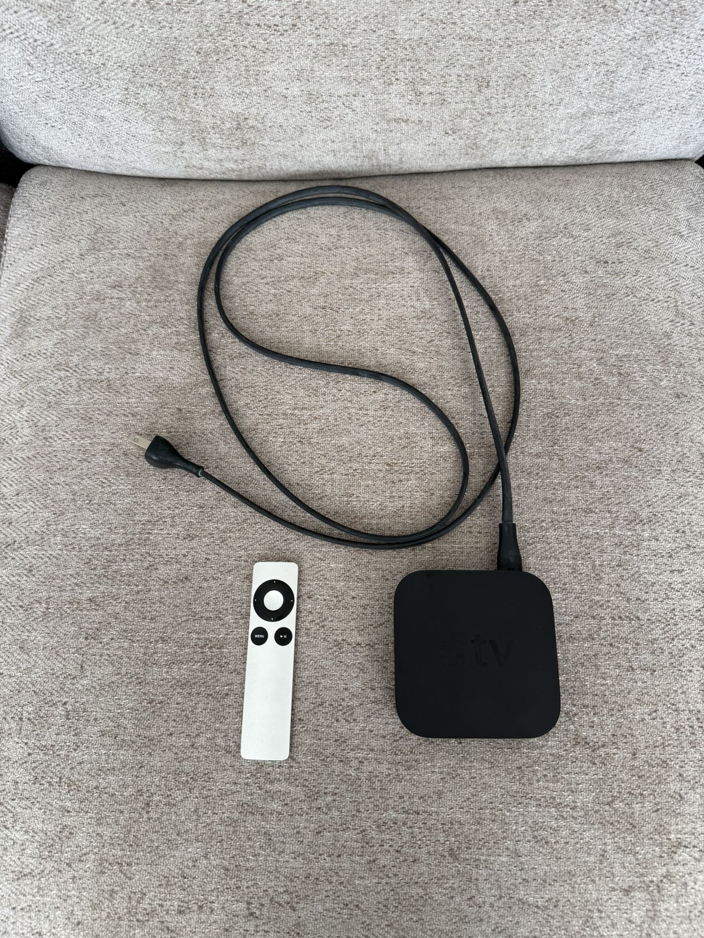 Apple TV 3rd Generation + Remote
