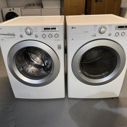 LG COMBO WASHER AND DRYER 60 DAY OF WARRANTY LIKE NEW 